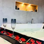 Le Temple - Au Coeur Des Remparts Apartment Clermont-Ferrand